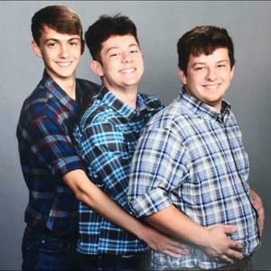 Meet your Posher, Nicholas